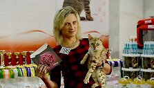 Svetlana Žilinskienė ir jos bengalų katė Missery Jessy