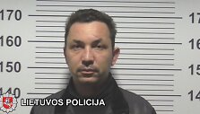 Sulaikytas apgaule i&scaron; žmonių pinigus ir juvelyrinius dirbinius i&scaron;vilioti bandęs teisininkas Sergejus Juzikas.