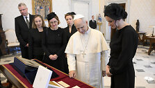 I.Ruginienės dovana Leonui XIV