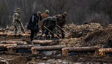 Ukrainoje sparčiai statomos naujos gynybos linijos