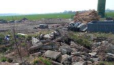 Atliekomis užter&scaron;ta teritorija Kretingos rajone
