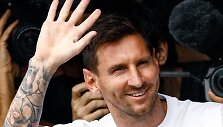 Lionelis Messi atvyko į Paryžių.