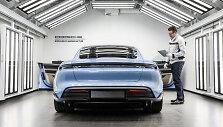 &bdquo;Porsche Taycan&ldquo;