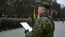 Į atsargą i&scaron;lydima apie 130 tarnybą Birutės ulonų batalione baigusių &scaron;auktinių karių
