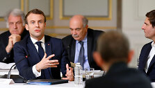 Emmanuelis Macronas nacionaliniuose debatuose