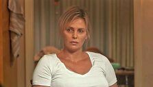 Charlize Theron filme &bdquo;Auklė Tulė&ldquo;