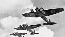 Bombone&scaron;iai Heinkel He 111 mū&scaron;io dėl Britanijos metu
