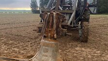 Kupi&scaron;kio rajone surastas 82-ejus metus po žeme slėptas varpas