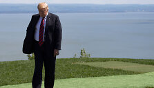 Donaldas Trumpas leidosi į itin svarbią kelionę po Europą