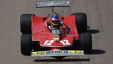 Jacquesas Villeneuve'as vairuoja savo tėvo, žuvusio prie&scaron; 30 metų, bolidą