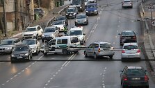 Kauno pareigūnai padėjo sankryžoje sugedusio &bdquo;Ford&ldquo; vairuotojai