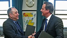 Davidas Cameronas ir Alexas Salmondas