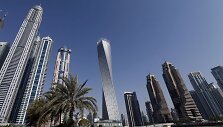 &bdquo;Cayan&ldquo; dangoraižis Dubajuje