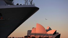 Australija