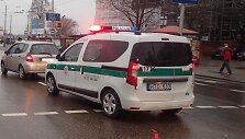 "Honda Jazz" Kauno Jonavos gatvėje partrenkė pėsčiąją