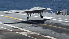 Bepiločio lėktuvo X-47B pagaminimas kainavo 3,78 mlrd. litų