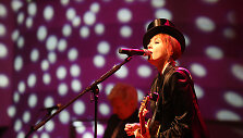 Suzanne Vega