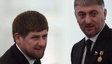 Ramzanas Kadyrovas ir Adamas Delimkhanovas