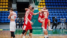 Triumfuojantys Vengrijos krep&scaron;ininkai