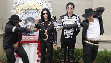 Michaelo Jacksono antrininkai