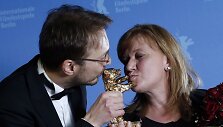 Rumunų direktorius Calinas Peteris Netzeras ir prodiuserė Ada Solomon