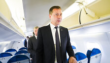 Bendrovės &bdquo;Air Lituanica&ldquo; inauguracija ir pirmasis skrydis