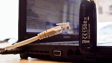 Nepasirūpinę tinkama interneto ry&scaron;io apsauga, nar&scaron;ytojai rizikuoja savo duomenų saugumu.