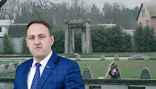Nerijus Cesiulis ir skulptūra &bdquo;Rauda&ldquo;