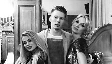 Aliona Krasnova ir Nikita Presniakovas su mama Kristina Orbakaite