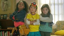 &bdquo;GoldieBlox&ldquo; reklamos žvaigždės: Raven, Sabrina ir Reese