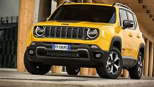 &bdquo;Jeep&ldquo; atskleidė, kaip atrodys atnaujintas &bdquo;Renegade&ldquo;