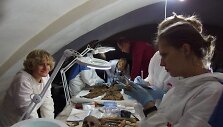 Istorikai, antropologai ir paveldo i&scaron;saugojimo specialistai tyrinėjo kunigaik&scaron;čių Radvilų mauzoliejaus palaikus ir įkapes. Dr. Salvijaus Kulevičiaus nuotrauka