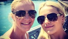 Neringa &Scaron;iaudikytė su mama Valdone
