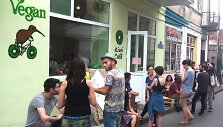 &bdquo;Kiwi Cafe&ldquo; Tbilisyje