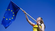 Europos Sąjunga - politinė ir ekonominė organizacija.