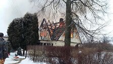 Aurelijos Bujanauskienės &scaron;eimos sudegę namai