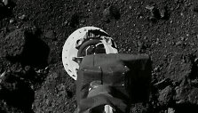 NASA kibernetinis zondas &bdquo;Osiris-Rex&ldquo; ima mėginį