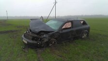 Kėdainių rajone nuo kelio nuvažiavo ir vertėsi &bdquo;Audi&ldquo;