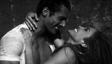 Jennifer Lopez ir Davidas Gandy dainos &bdquo;First Love&ldquo; vaizdo klipe