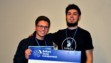 Metų pradžioje Julius Pauliukevičius ir Simas Jaskutėlis laimėjo Hyundai Brilliant Young Entrepeneurs konkursą