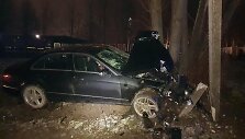 &bdquo;Mercedes-Benz&ldquo; avarija Biruli&scaron;kių gatvėje Kaune