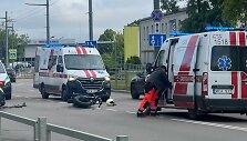 Kauno A.Juozapavičiaus prospekte partrenktas motociklininkas