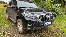 &bdquo;Toyota Land Cruiser&ldquo; buvo ir su i&scaron;skirtiniais numeriais