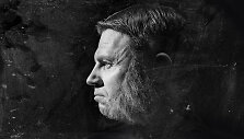 Vilniaus teatre &bdquo;Lėlė&ldquo; &ndash; Rolando Kazlo režisuotas &bdquo;Daktaras Glasas&ldquo;