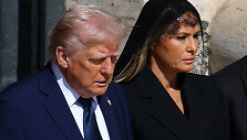 Donaldas Trumpas ir jo žmona Melania / Reuters