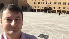 Teisingumo aik&scaron;tė Riade, kur anksčiau vykdavo egzekucijos, gerindami įvaizdį dabar jas perkėlė į nuo&scaron;alesnę vietą. Fone - Moralės policijos būstinė