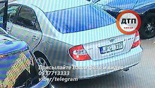 Įtariamų pagrobėjų automobilis su lietuvi&scaron;kais numeriais