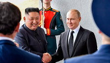 Kim Jong Unas ir Vladimiras Putinas