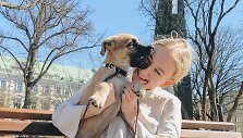 Gabija Kavaliauskaitė su &scaron;unimi