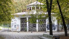 &bdquo;Rotondos&ldquo; kavinė Vilniaus Gedimino kalno papėdėje